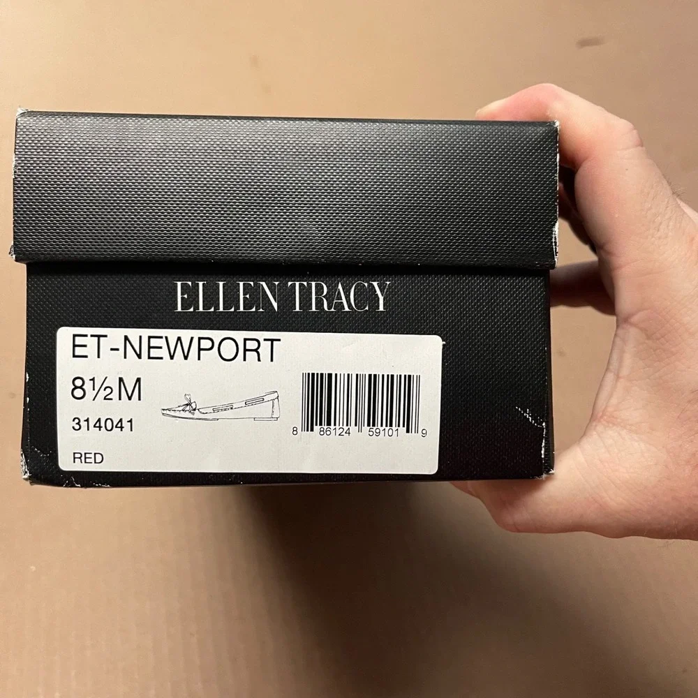 Ellen Tracy Size 8.5M Newport Red Patent‎ Leather Driver Moccasin Loafers NWB